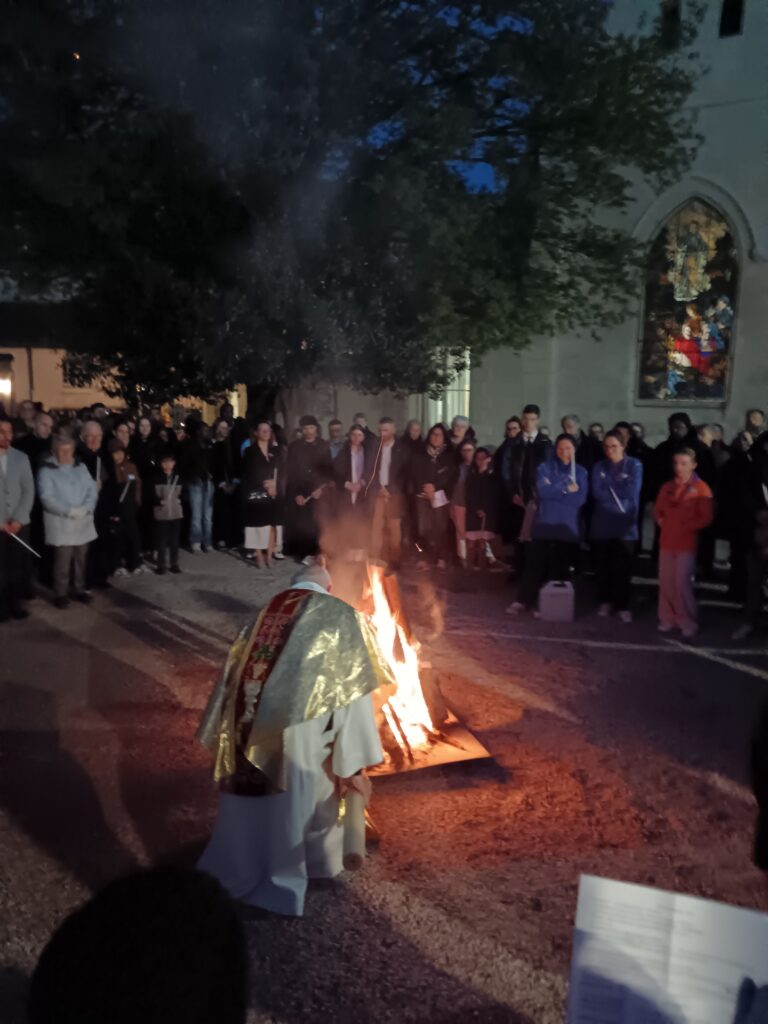 Veillée pascale à la Paroisse Saint Nicolas du Pays de Retz Samedi 4 avril 2026 – Maison du Parc puis Église Saint Nicolas img 20260404 210050