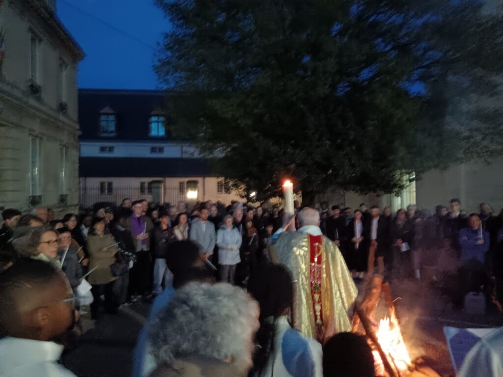 Veillée pascale à la Paroisse Saint Nicolas du Pays de Retz Samedi 4 avril 2026 – Maison du Parc puis Église Saint Nicolas img 20260404 210104