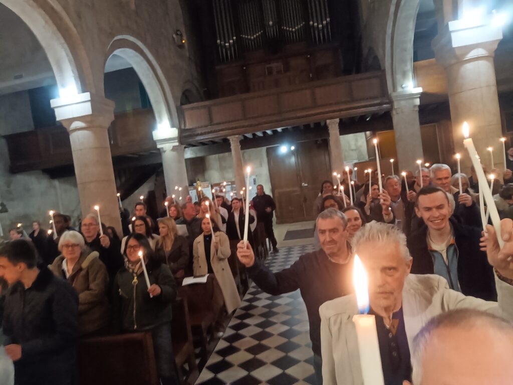 Veillée pascale à la Paroisse Saint Nicolas du Pays de Retz Samedi 4 avril 2026 – Maison du Parc puis Église Saint Nicolas img 20260404 220633