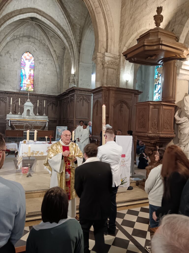 Dimanche de Pâques – Baptêmes et Premières Communions à la Paroisse Saint Nicolas du Pays de Retz img 20260405 113547